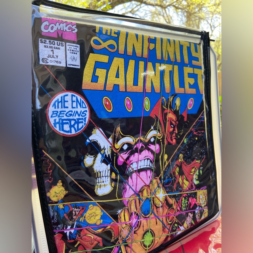 Infinity Gauntlet T-shirt